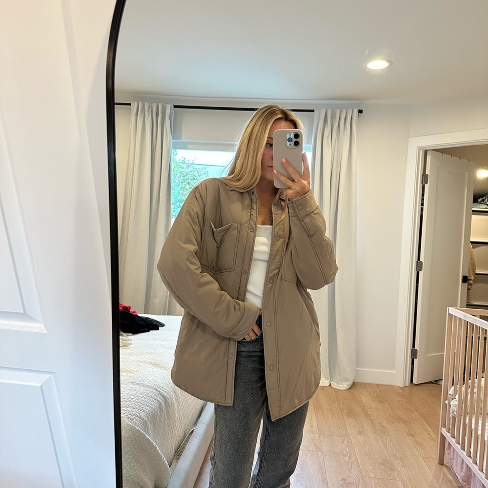 Beige jacket - Picture 2 of 3